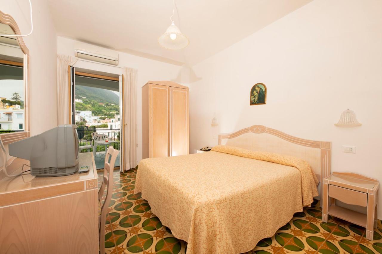 Hotel Candia Casamicciola Terme Εξωτερικό φωτογραφία