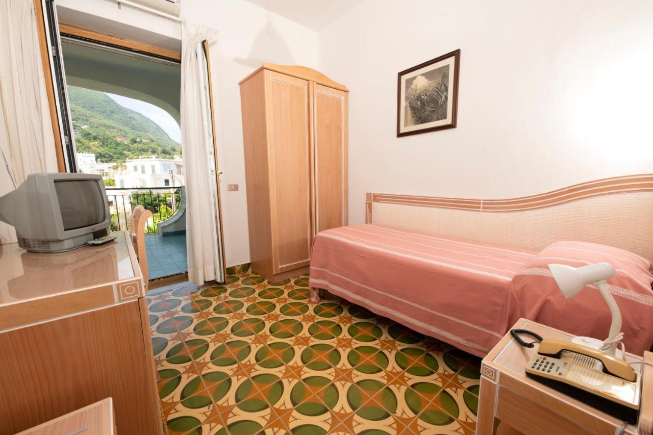 Hotel Candia Casamicciola Terme Εξωτερικό φωτογραφία